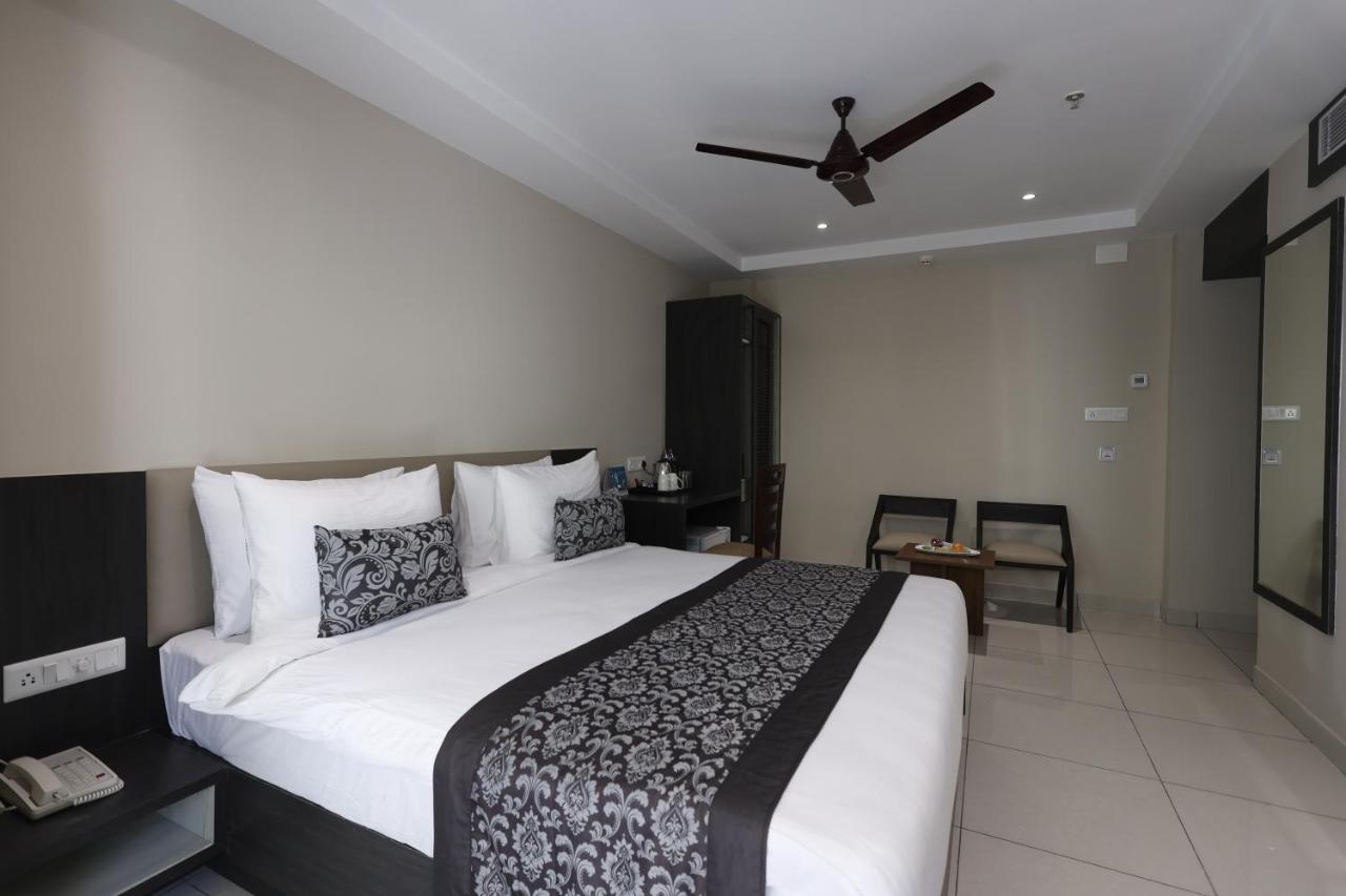 Pride Biznotel Canopus, Digha Дигха Экстерьер фото
